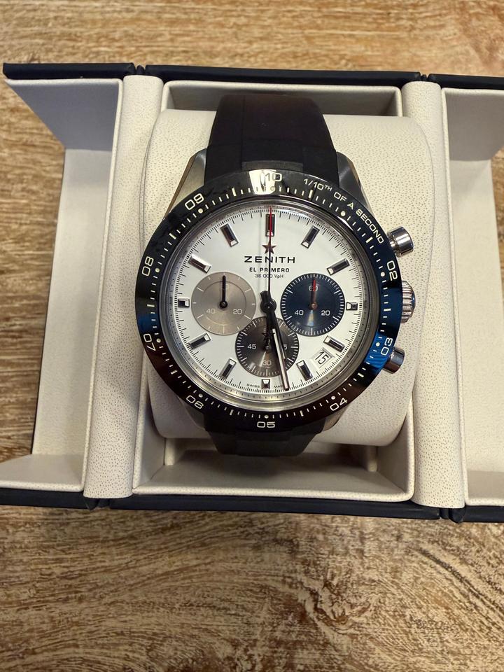Zenith Chronomaster Sport Full set; Zenith rubber strap included