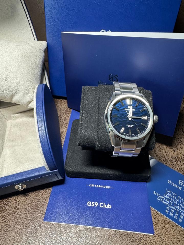 Grand Seiko Evolution 9 Collection Spring Drive Lake Suwa 40 Evolution 9 Mm Lake Suwa