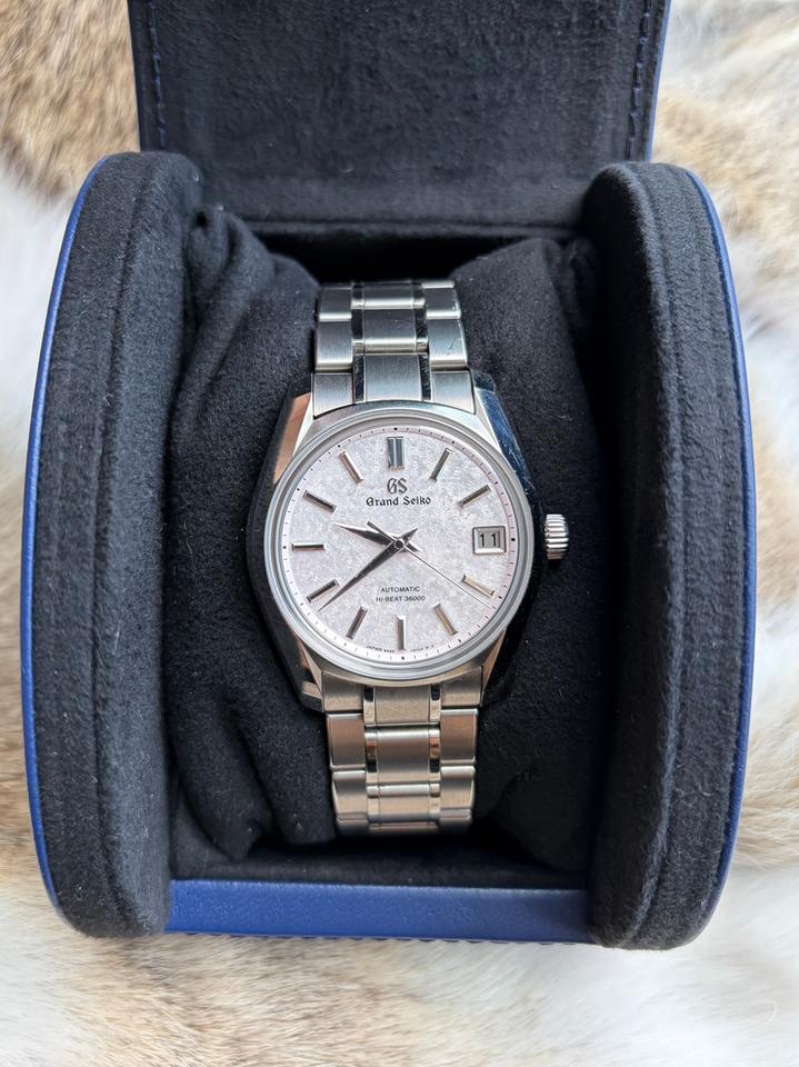Grand Seiko Heritage Collection 62gs Hi-beat 36000 Automatic Sakura Kakushi. Box and papers included