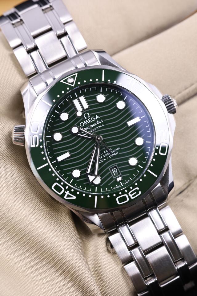 Rolex GMT-Master II 2025 Complete Set some stickers present — photo 21