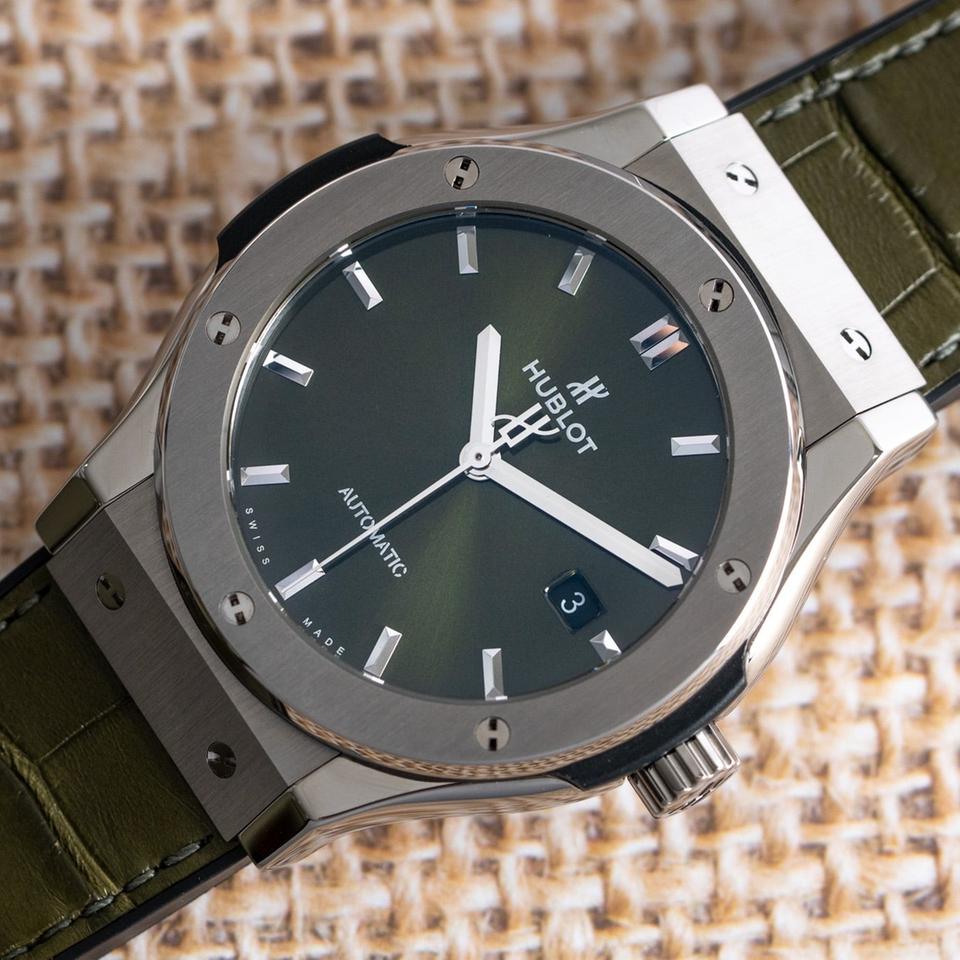 Hublot Classic Fusion 2025 Full Set 542.NX.8970.LR Steel 42mm