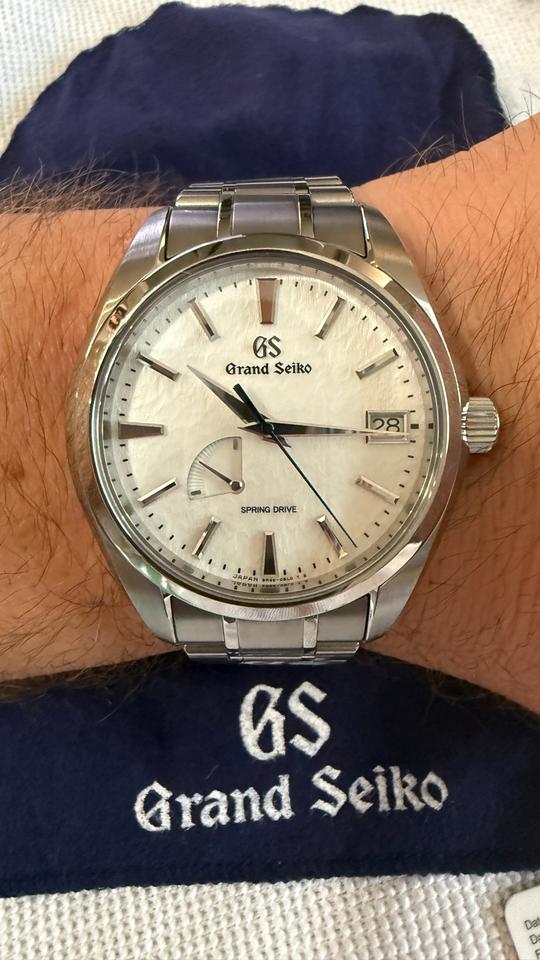 Grand Seiko Heritage Collection "Snowflake" SBGA211 - Full Set - Great Condition!