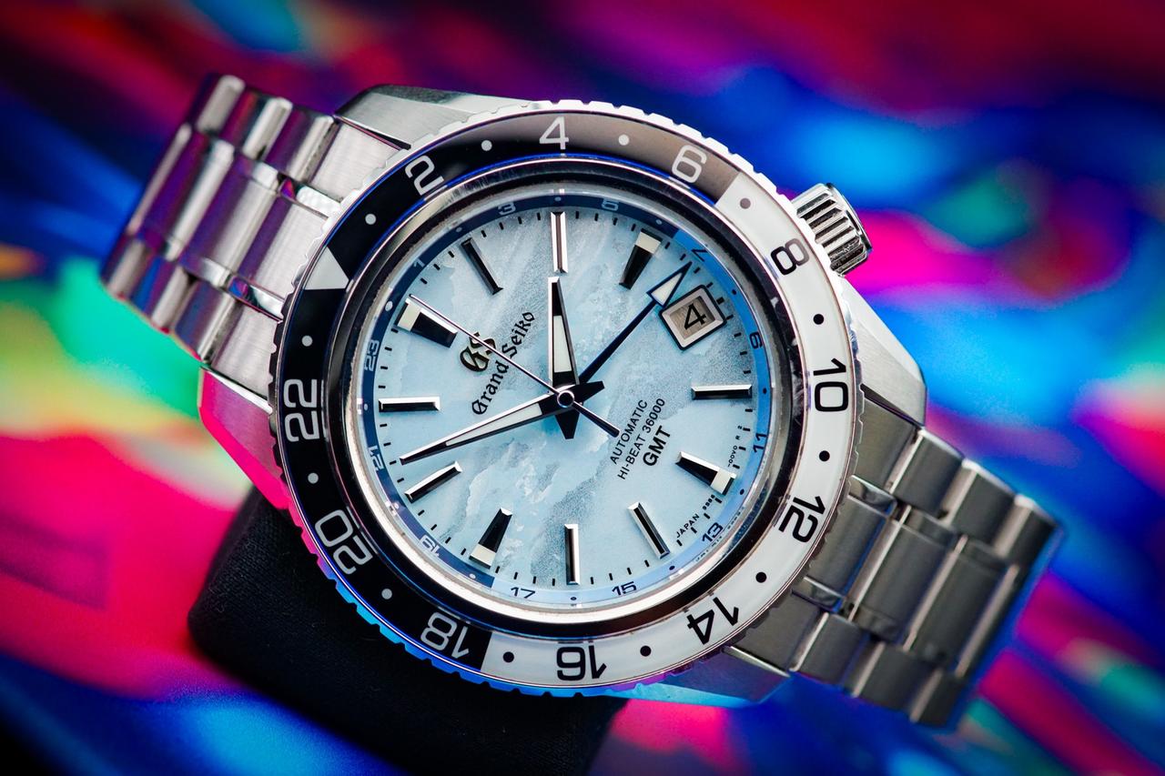 Grand Seiko Sport Collection “Sea of Clouds” GMT | Sports Collection Ref. SBGJ275 | 44mm | Steel | Full Set | Blue Dial
