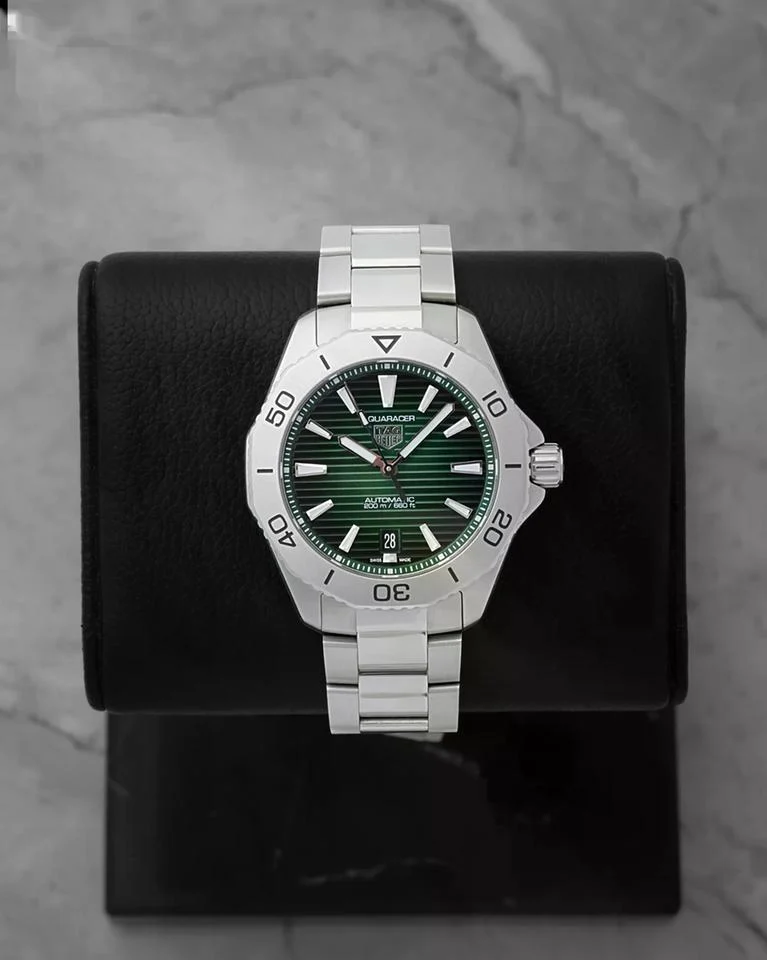 TAG Heuer Aquaracer Professional 200 Automatic 40 Mm Full Set