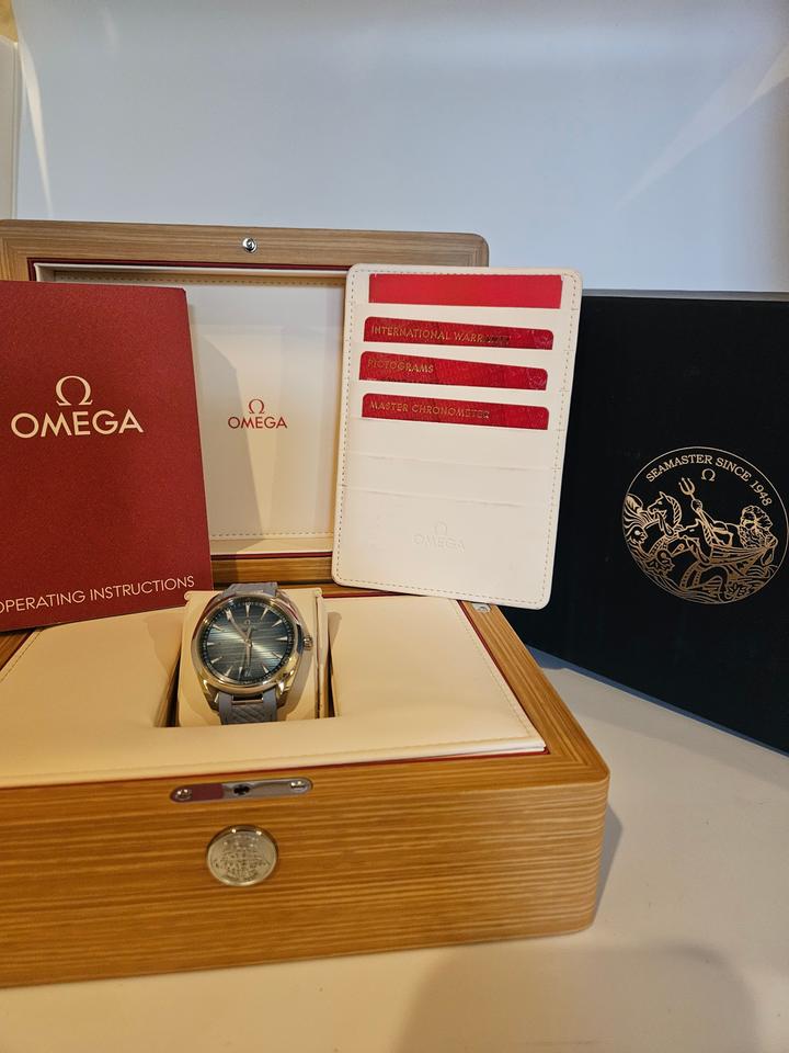 Omega Seamaster Aqua Terra 150m Co-axial Master Chronometer Summer 2023 "Summer Blue" full set double boxed