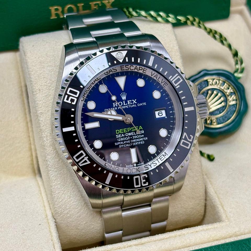 Rolex Sea-Dweller Deepsea 136660 Blue and Black James Cameron Dial + Box — photo 3