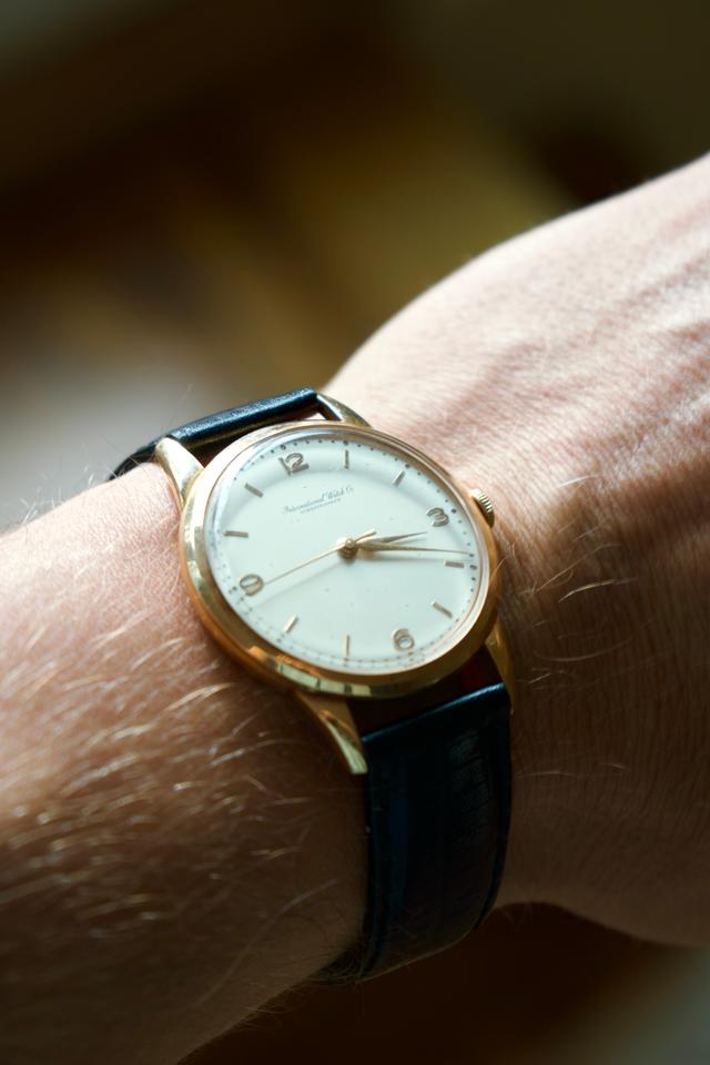 IWC Schaffhausen Caliber 89 | Vintage 1960s 18K Rose Gold Swiss Dress Watch