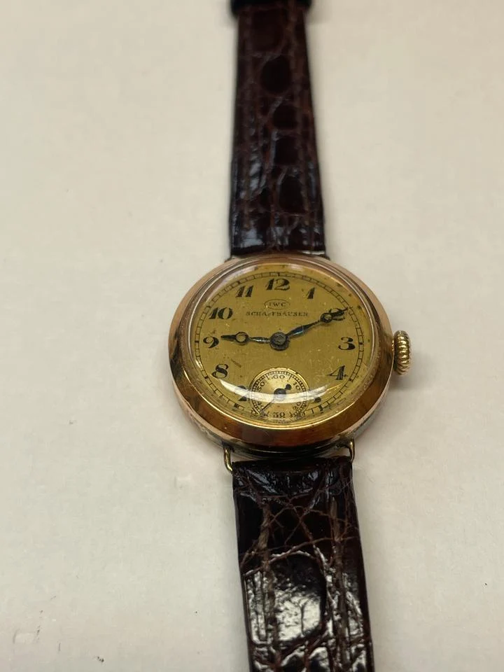 IWC Schaffhausen ladies' wristwatch manual winding 14K gold circa 1930s small seconds need of repair
