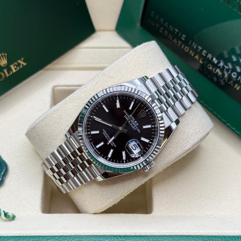 Rolex Datejust 36 NEW 2026 Black Index Dial Stainless Steel Fluted Bezel Jubilee Bracelet — photo 5