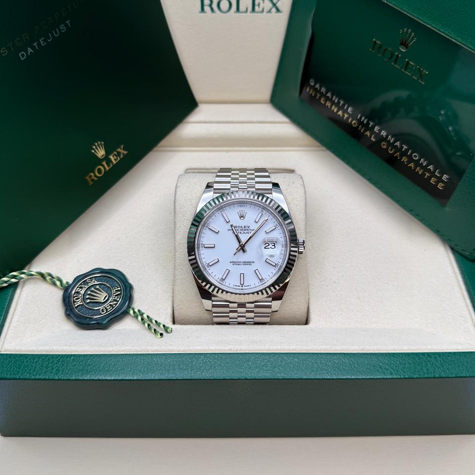 Rolex Datejust 41 White Index Dial Stainless Steel Fluted Bezel Jubilee Bracelet — photo 8