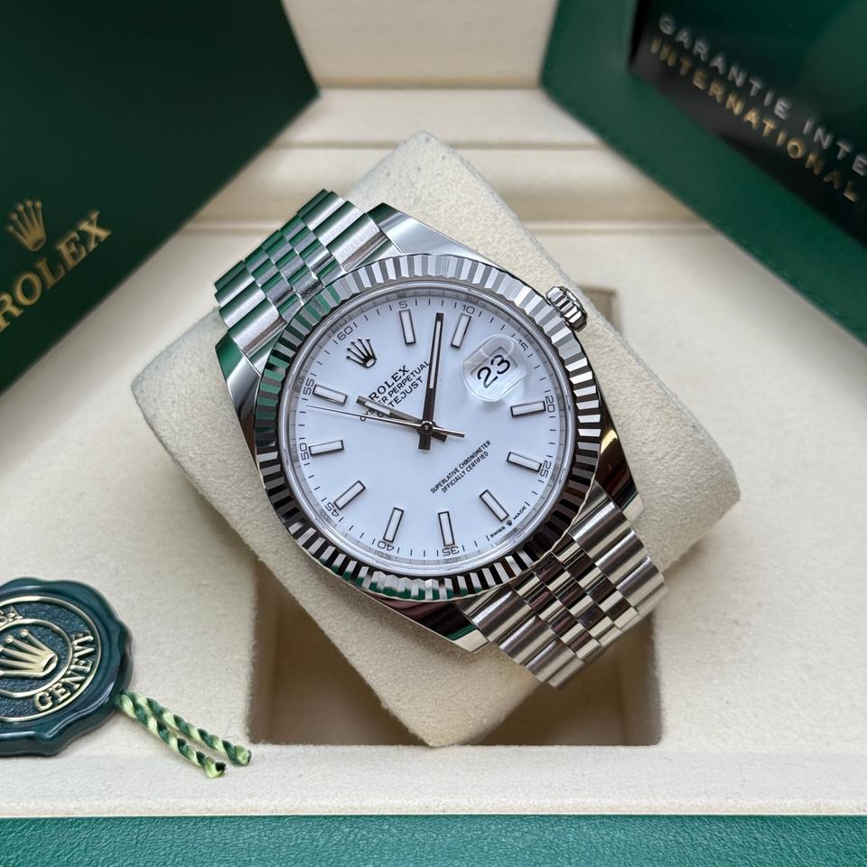 Rolex Datejust 41 White Index Dial Stainless Steel Fluted Bezel Jubilee Bracelet — photo 12