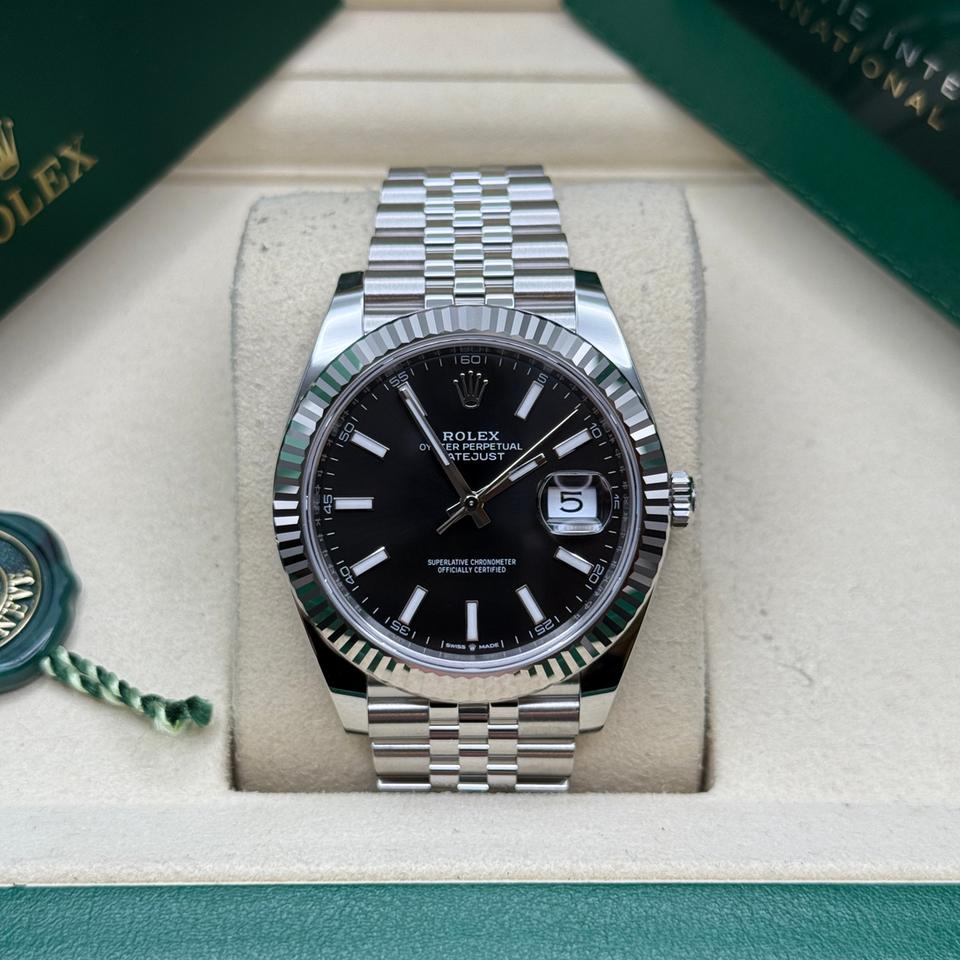 Rolex Datejust 41 White Index Dial Stainless Steel Fluted Bezel Jubilee Bracelet — photo 21