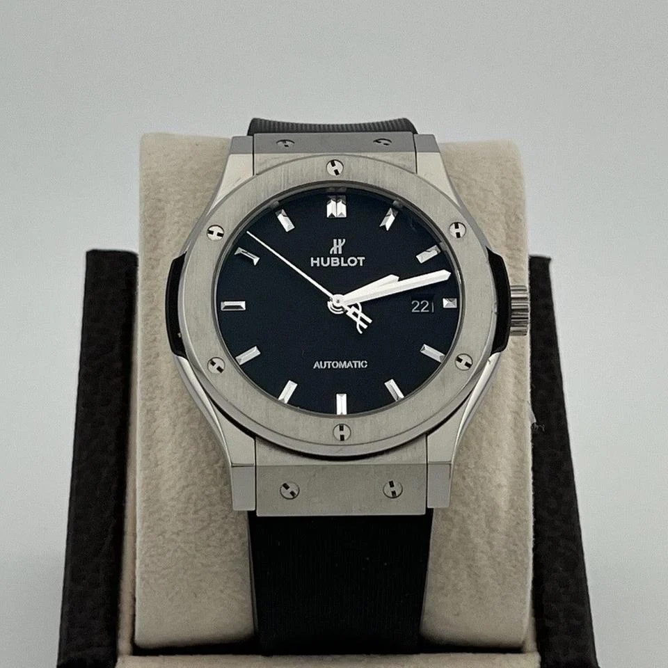 Hublot Classic Fusion Automatic 565.NX.1470.RX 38mm Titanium Black Dial