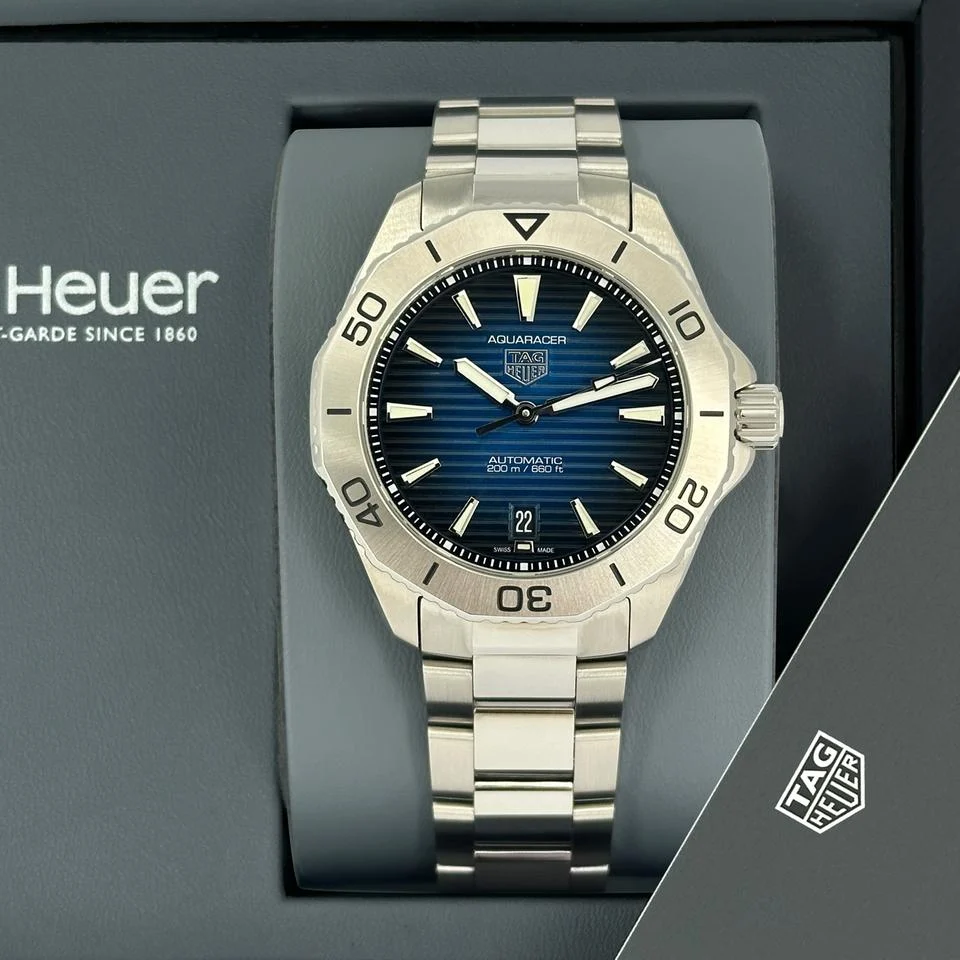 TAG Heuer Aquaracer 2025 Unworn Aquaracer Professional 200 Date 40 WBP2111.BA0627 box and papers