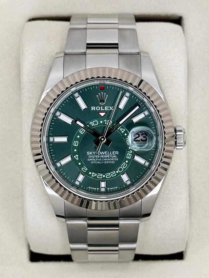 Rolex Sky-Dweller 2025 Sky-Dweller 42mm 336934 Oyster Green Dial