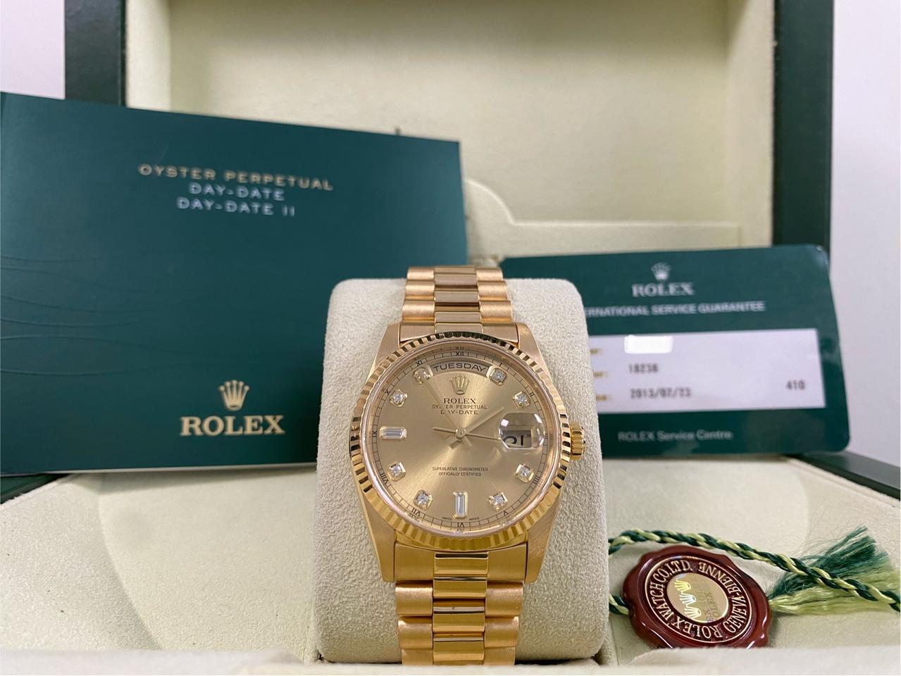 Rolex Day-Date 36 EXCELLENT Condition A SERIAL 1999 Day-Date 36 President Yellow Gold Champagne Diamond Dial 18238 with RSC Card RARE FINAL PRODUCTION YEAR
